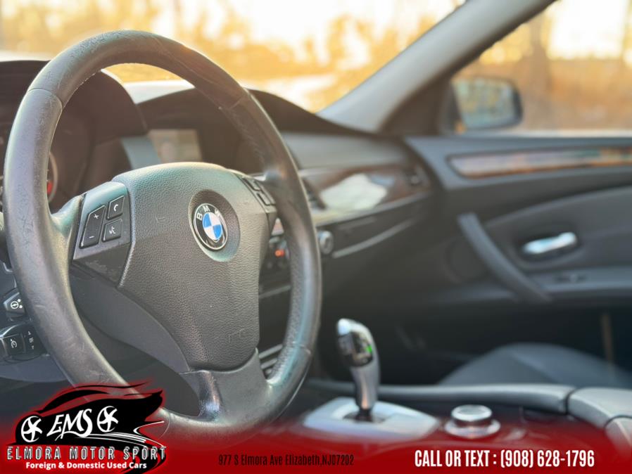 2008 BMW 5-Series 528xi photo
