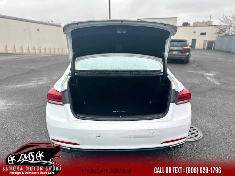 2015 Hyundai Genesis 3.8L photo