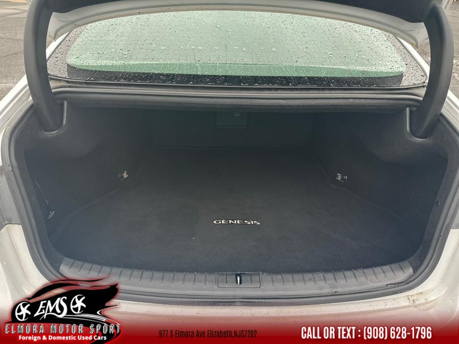 2015 Hyundai Genesis 3.8L photo