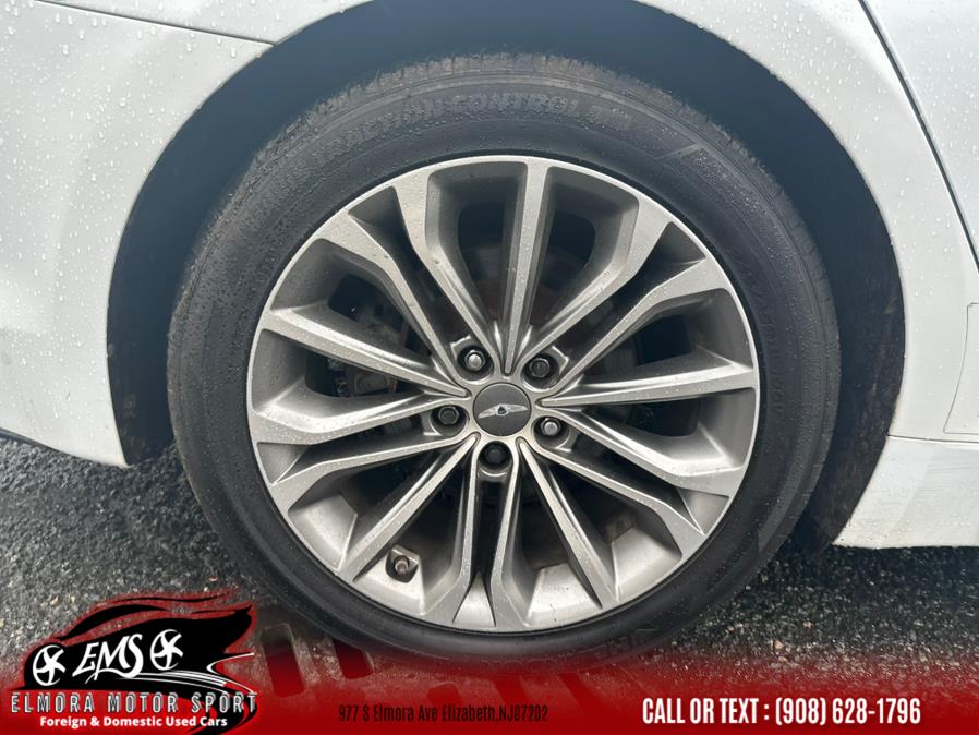 2015 Hyundai Genesis 3.8L photo