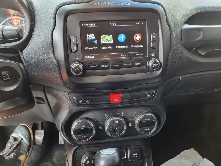 2017 Jeep Renegade Trailhawk 4x4 photo