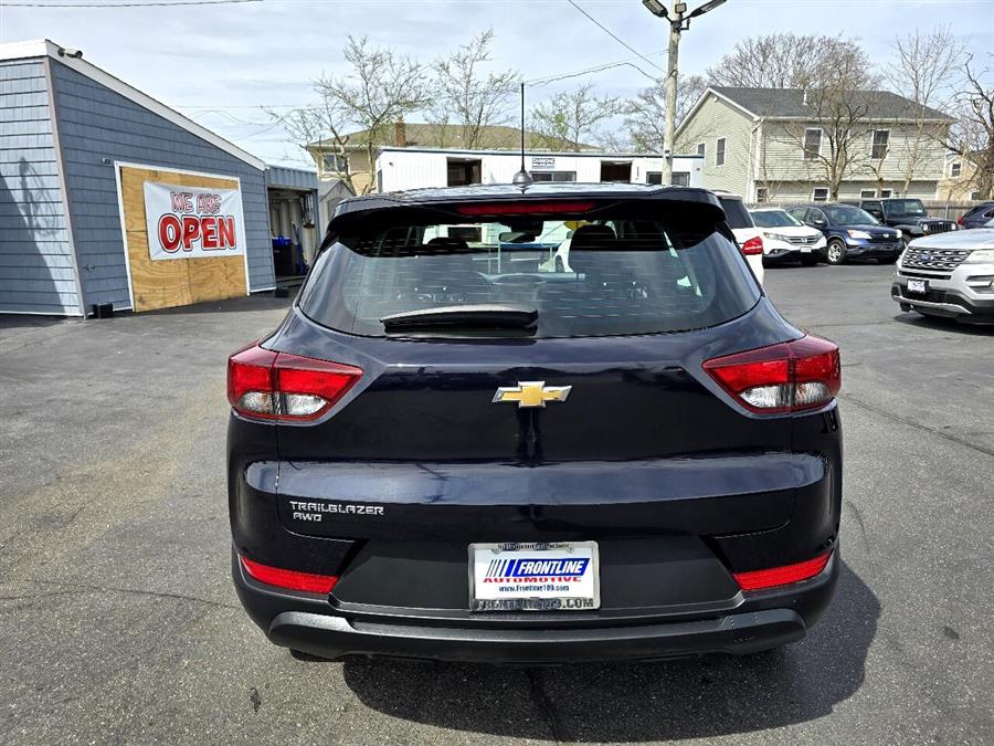 2021 Chevrolet Trailblazer AWD 4dr LS photo