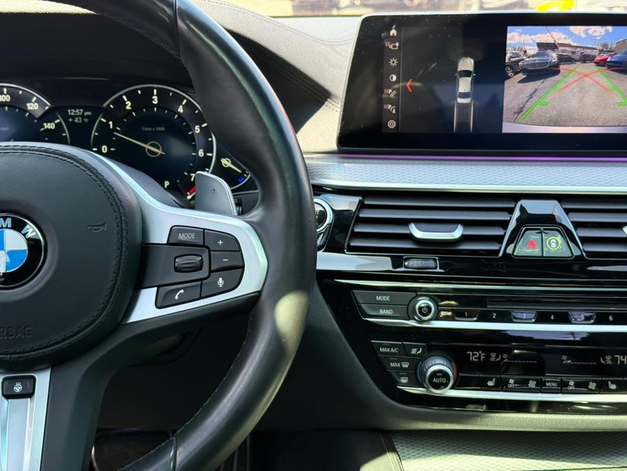 2019 BMW 5-Series M550i xDrive Sedan photo