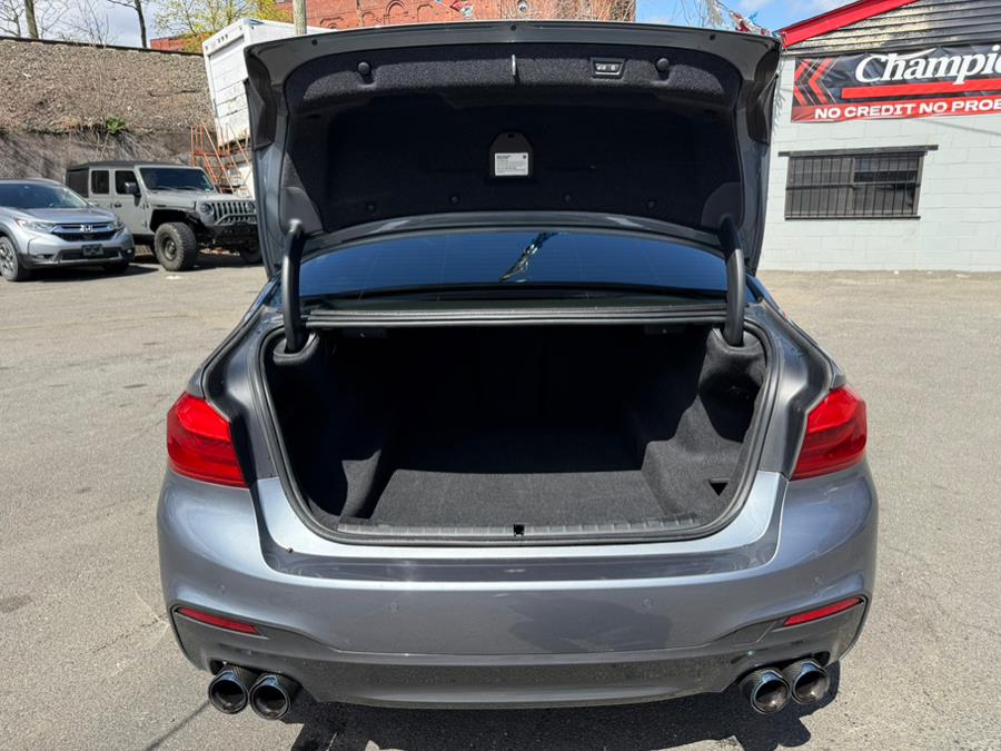 2019 BMW 5-Series M550i xDrive Sedan photo