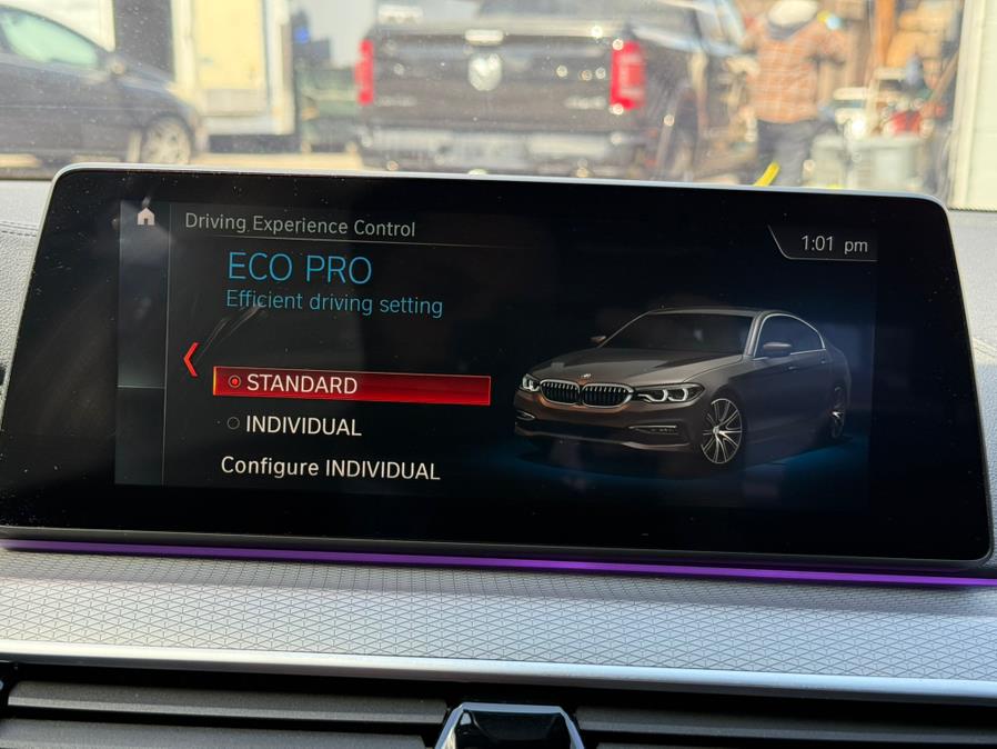 2019 BMW 5-Series M550i xDrive Sedan photo
