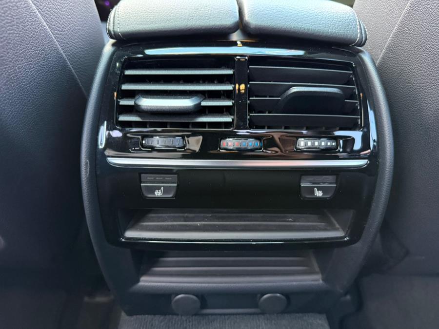 2019 BMW 5-Series M550i xDrive Sedan photo