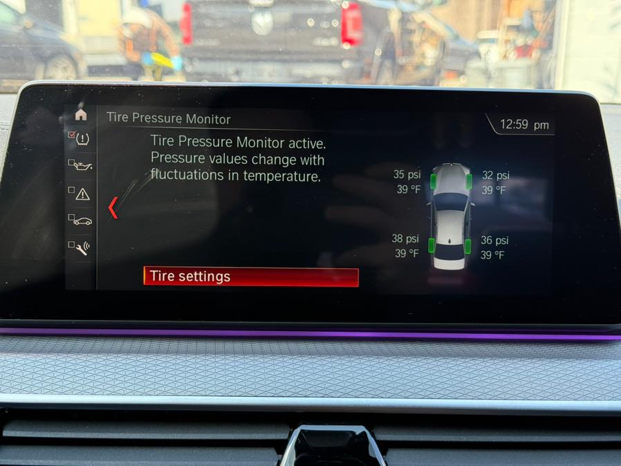 2019 BMW 5-Series M550i xDrive Sedan photo