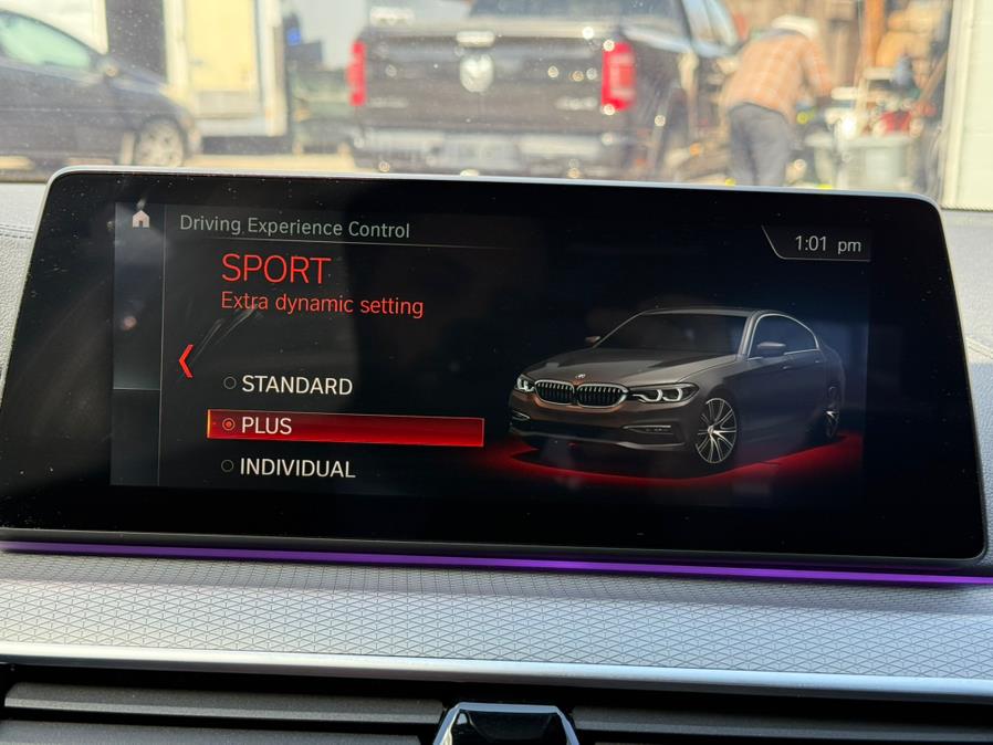 2019 BMW 5-Series M550i xDrive Sedan photo