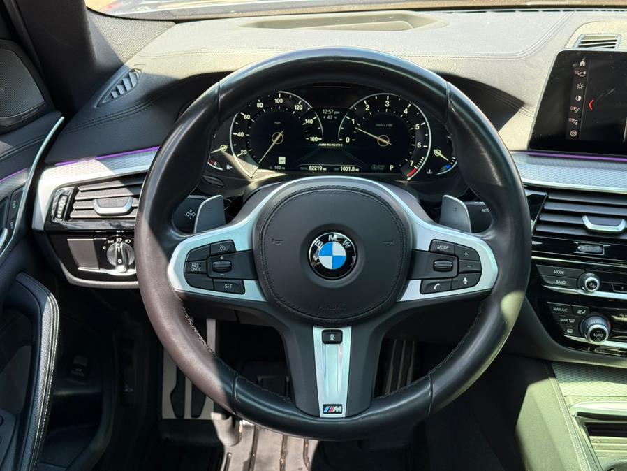 2019 BMW 5-Series M550i xDrive Sedan photo