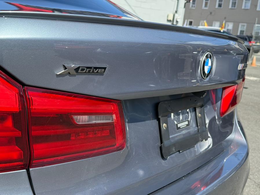 2019 BMW 5-Series M550i xDrive Sedan photo
