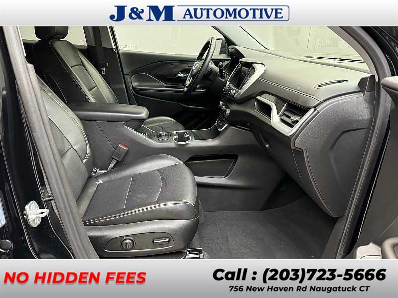 2022 GMC Terrain SLT photo