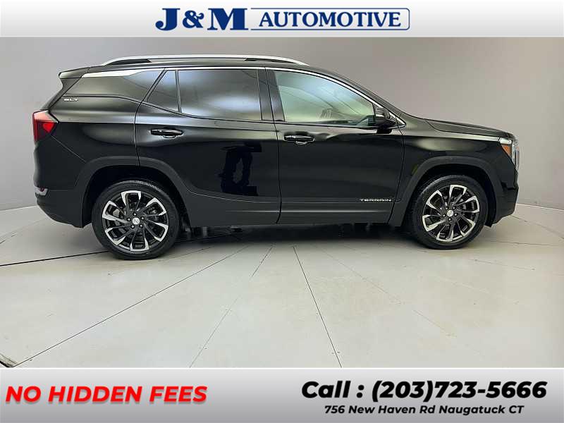 2022 GMC Terrain SLT photo