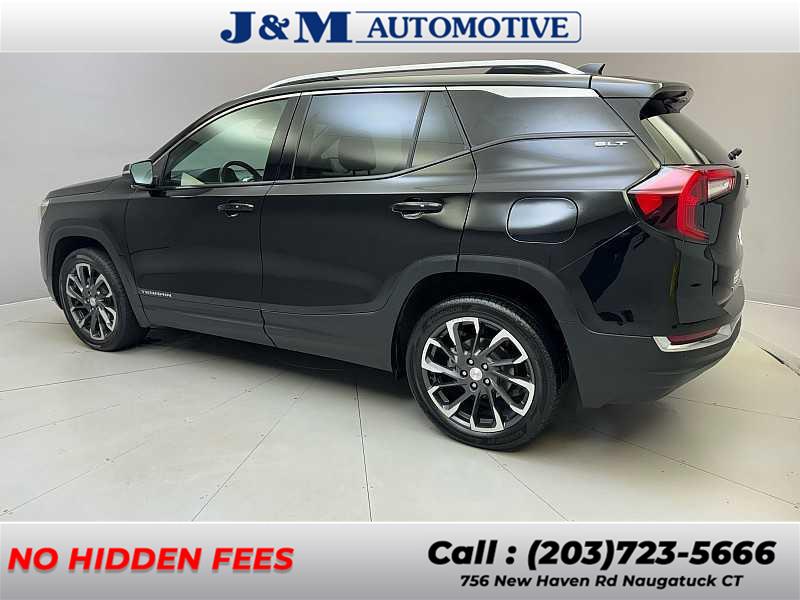 2022 GMC Terrain SLT photo