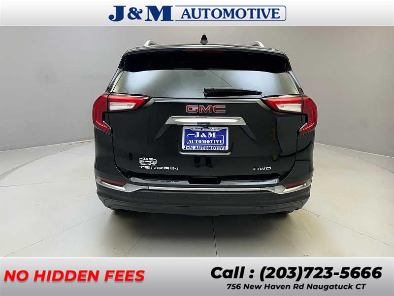 2022 GMC Terrain SLT photo