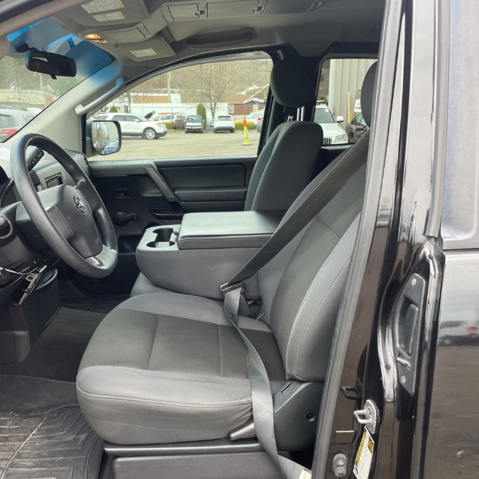 2008 Nissan Titan XE photo