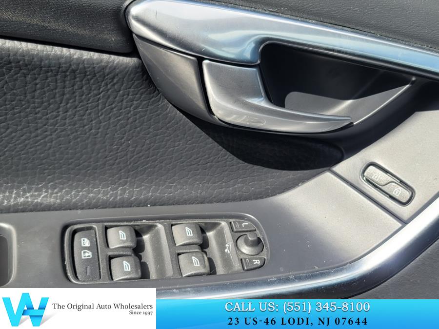 2014 Volvo XC60 T6 photo
