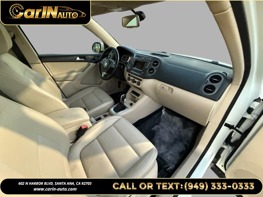 2016 Volkswagen Tiguan 2WD 4dr Auto S photo
