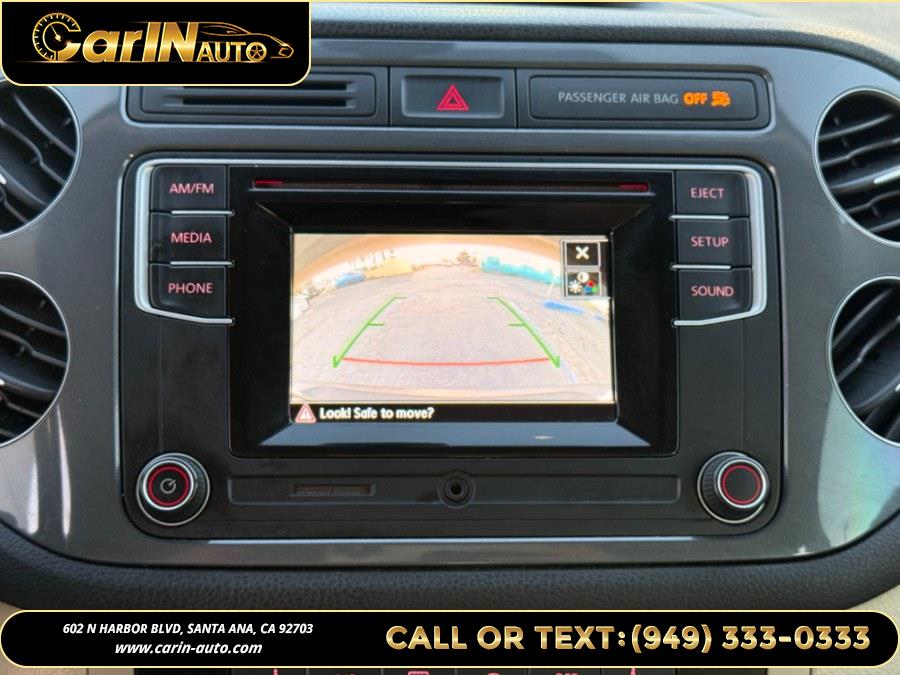 2016 Volkswagen Tiguan 2WD 4dr Auto S photo