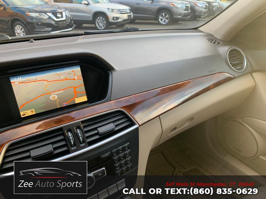 2012 Mercedes-Benz C-Class C300 4MATIC Luxury photo