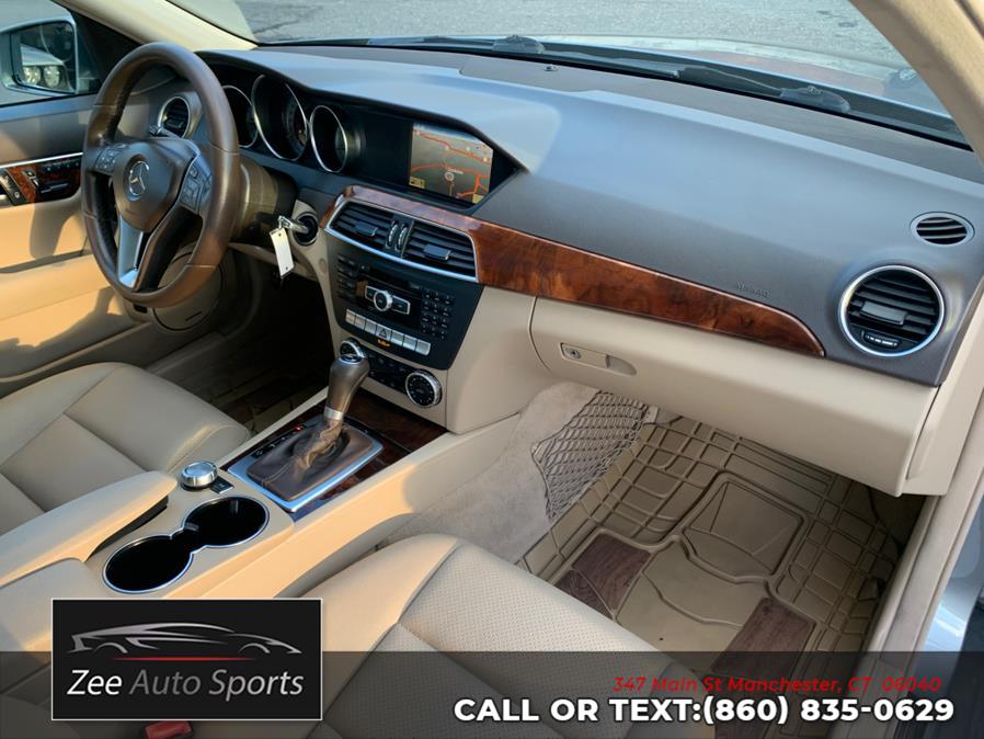 2012 Mercedes-Benz C-Class C300 4MATIC Luxury photo