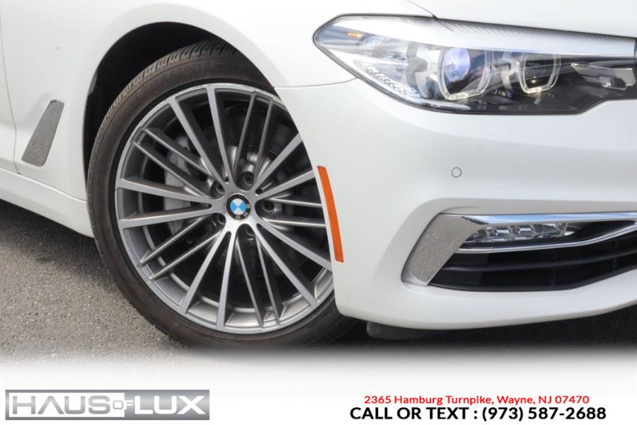 2017 BMW 5-Series 530i xDrive Sedan photo