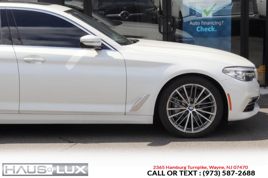 2017 BMW 5-Series 530i xDrive Sedan photo