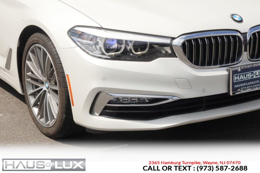 2017 BMW 5-Series 530i xDrive Sedan photo