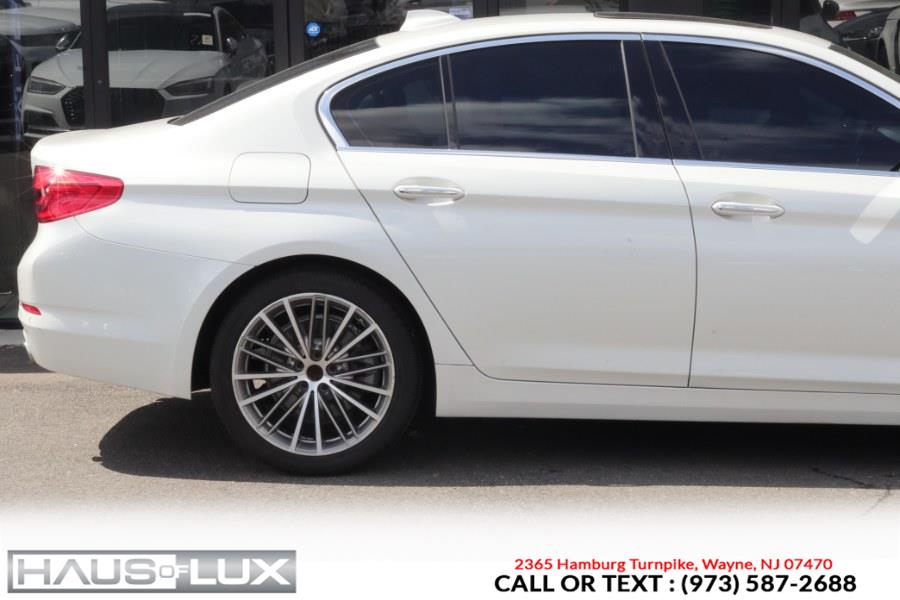 2017 BMW 5-Series 530i xDrive Sedan photo
