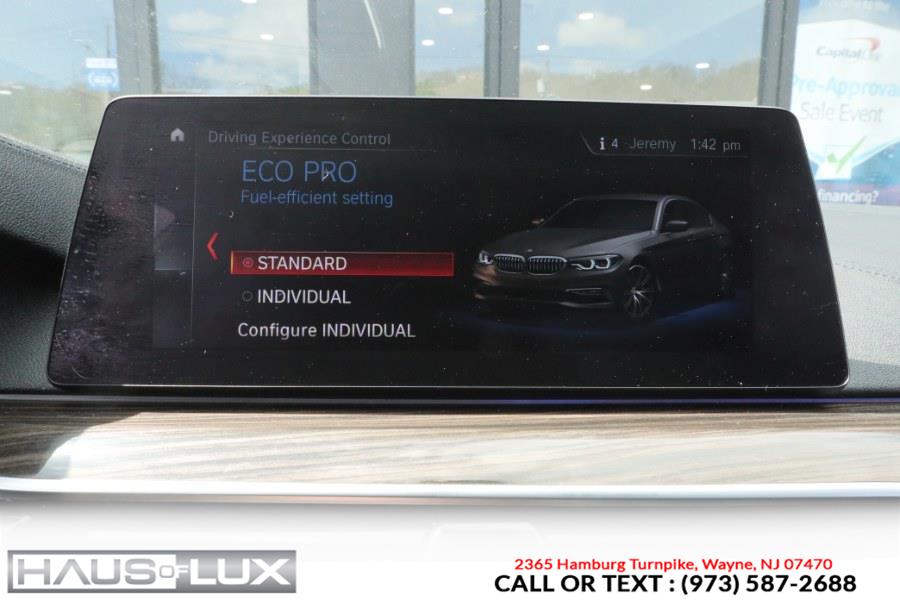 2017 BMW 5-Series 530i xDrive Sedan photo