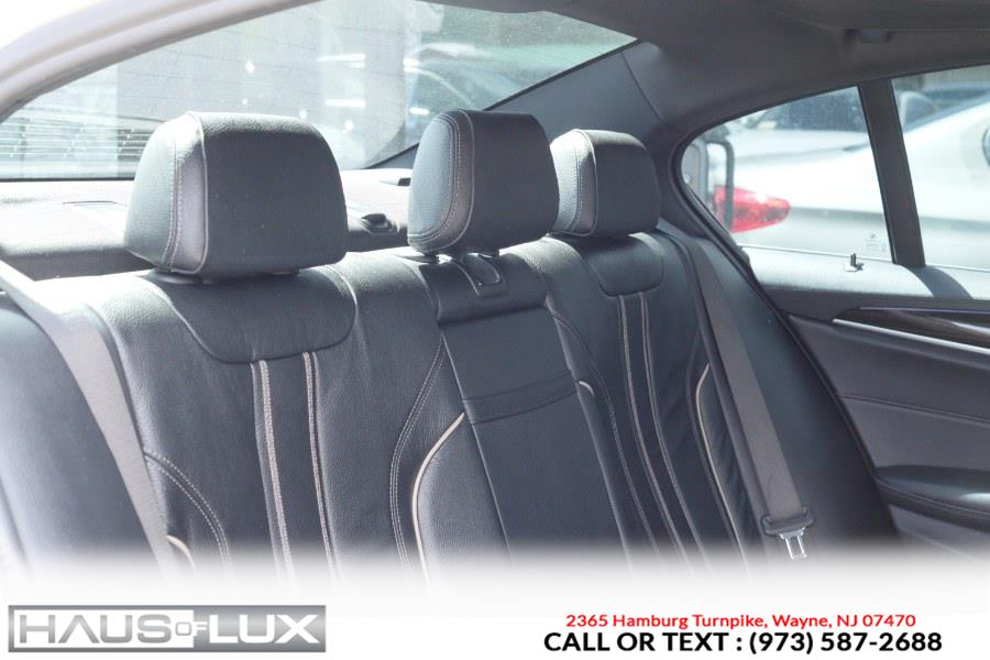 2017 BMW 5-Series 530i xDrive Sedan photo