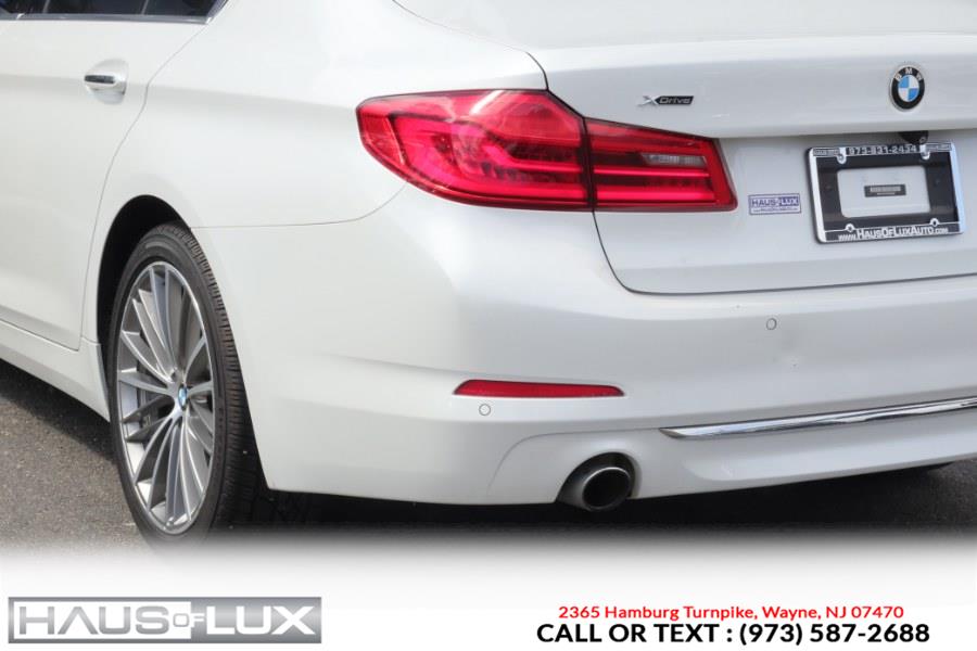 2017 BMW 5-Series 530i xDrive Sedan photo