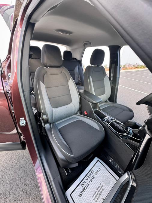 2023 Chevrolet Trailblazer FWD 4dr LT photo