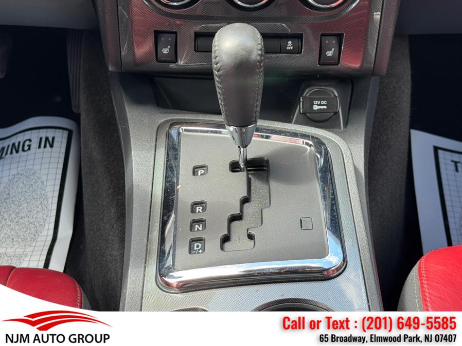 2014 Dodge Challenger SXT photo