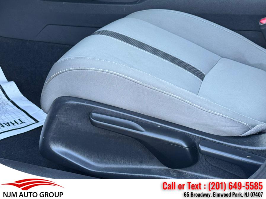 2019 Honda CIVIC SEDAN LX CVT photo