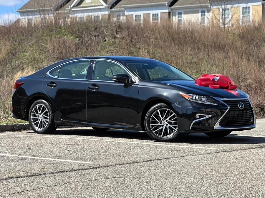 2017 Lexus ES ES photo