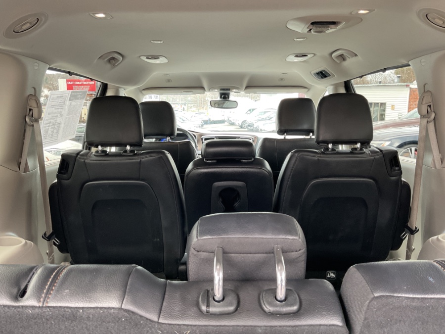2018 Chrysler Pacifica Touring L FWD photo