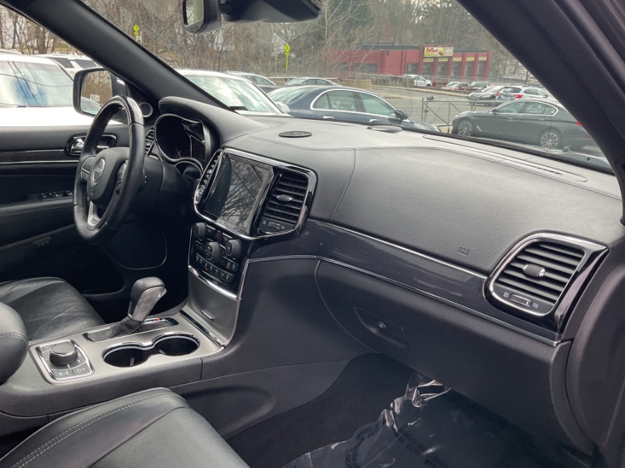 2019 Jeep Grand Cherokee Overland 4x4 photo