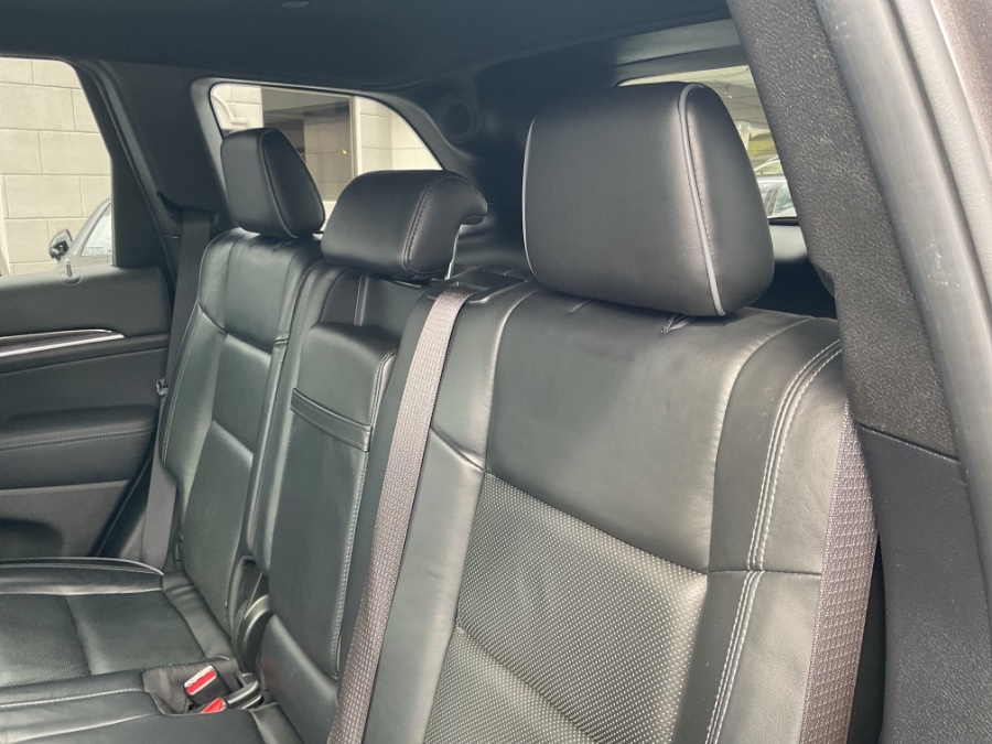 2019 Jeep Grand Cherokee Overland 4x4 photo