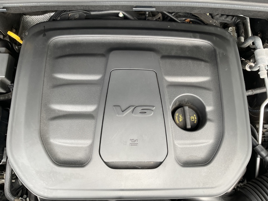 2019 Jeep Grand Cherokee Overland 4x4 photo