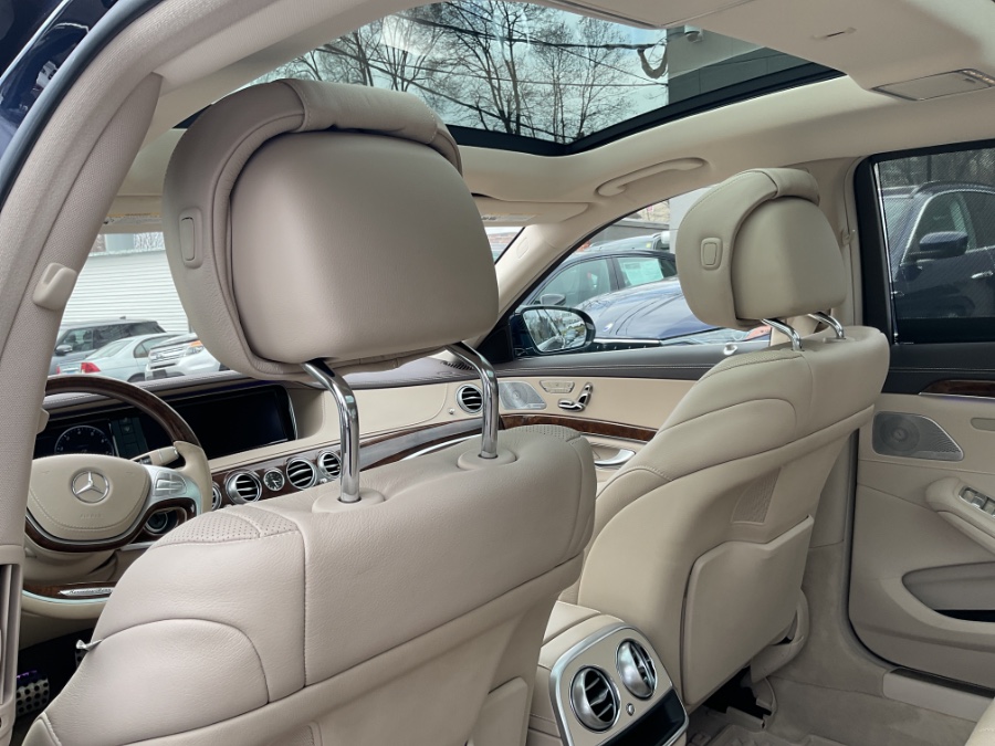 2015 Mercedes-Benz S-Class S550 4MATIC photo