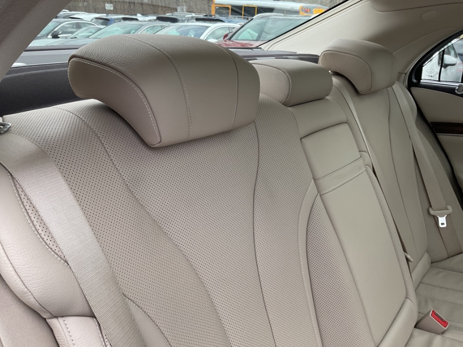2015 Mercedes-Benz S-Class S550 4MATIC photo