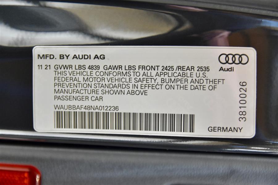 2022 Audi A4 quattro Premium Plus 40 TFSI photo