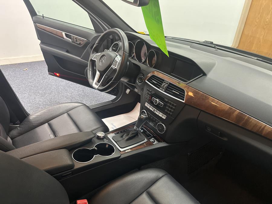 2014 Mercedes-Benz C-Class C300 4MATIC Luxury photo