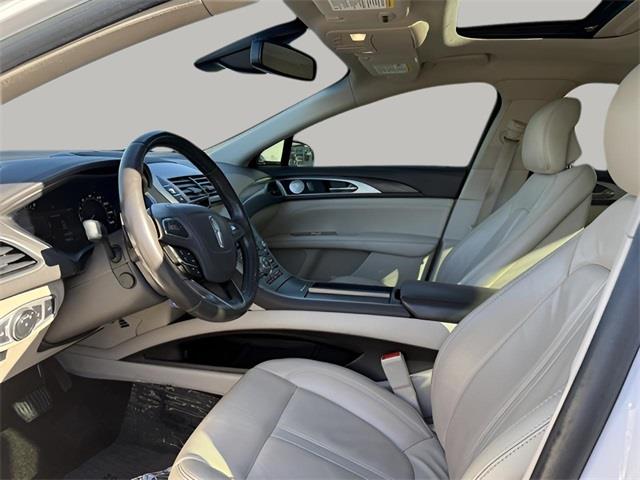 2018 Lincoln MKZ Select photo