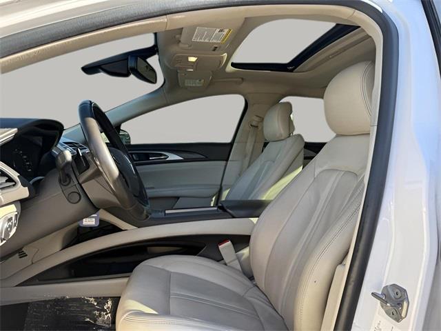 2018 Lincoln MKZ Select photo