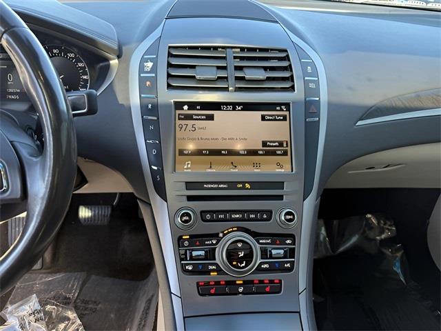 2018 Lincoln MKZ Select photo
