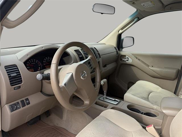 2005 Nissan Frontier SE photo