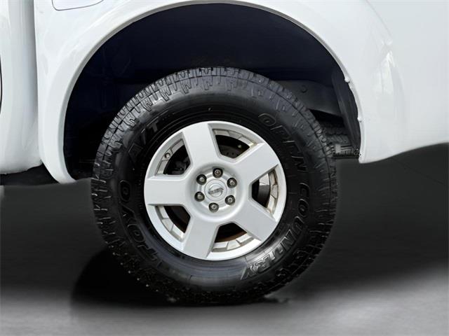 2005 Nissan Frontier SE photo