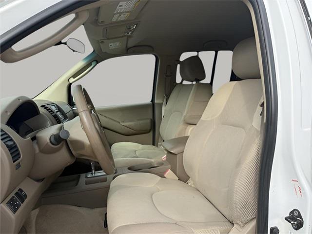 2005 Nissan Frontier SE photo