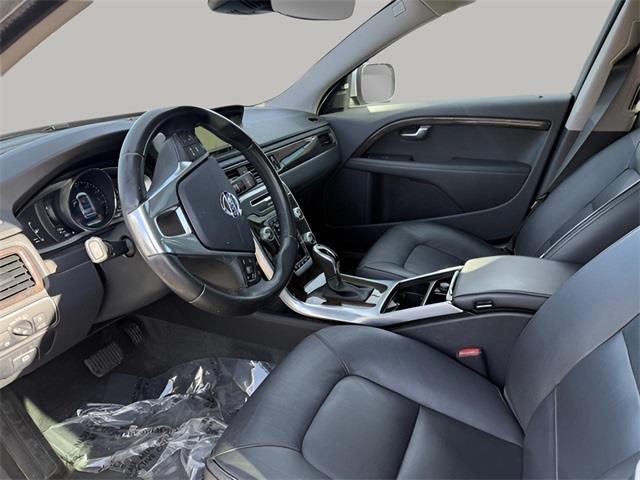2016 Volvo XC70 T5 Platinum photo